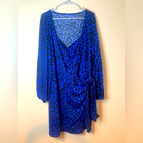 Ava & Viv Dresses & Skirts - Ava & Viv Blue and Black Polka Dot Balloon Sleeve Midi Dress